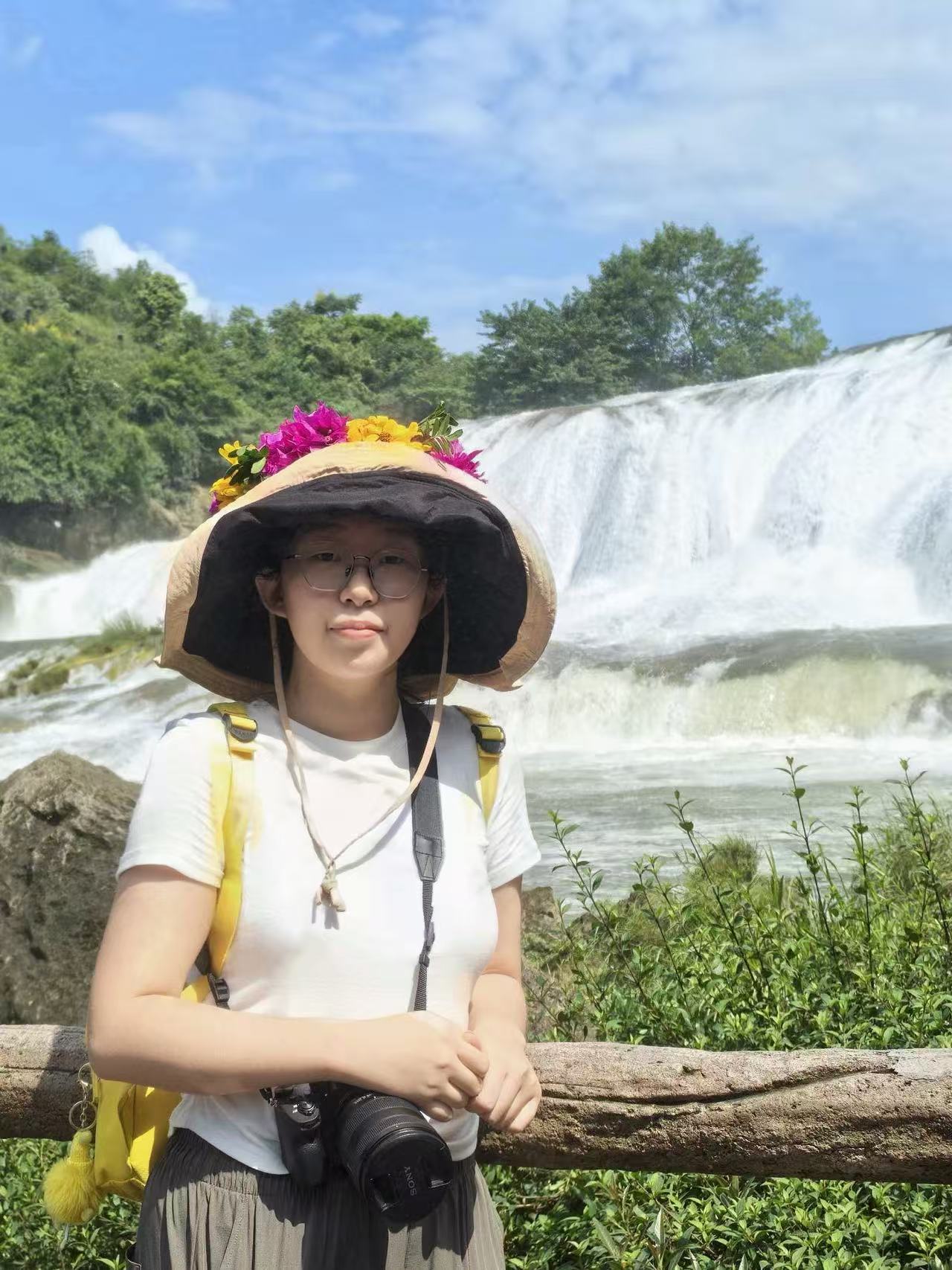 Sirui Feng