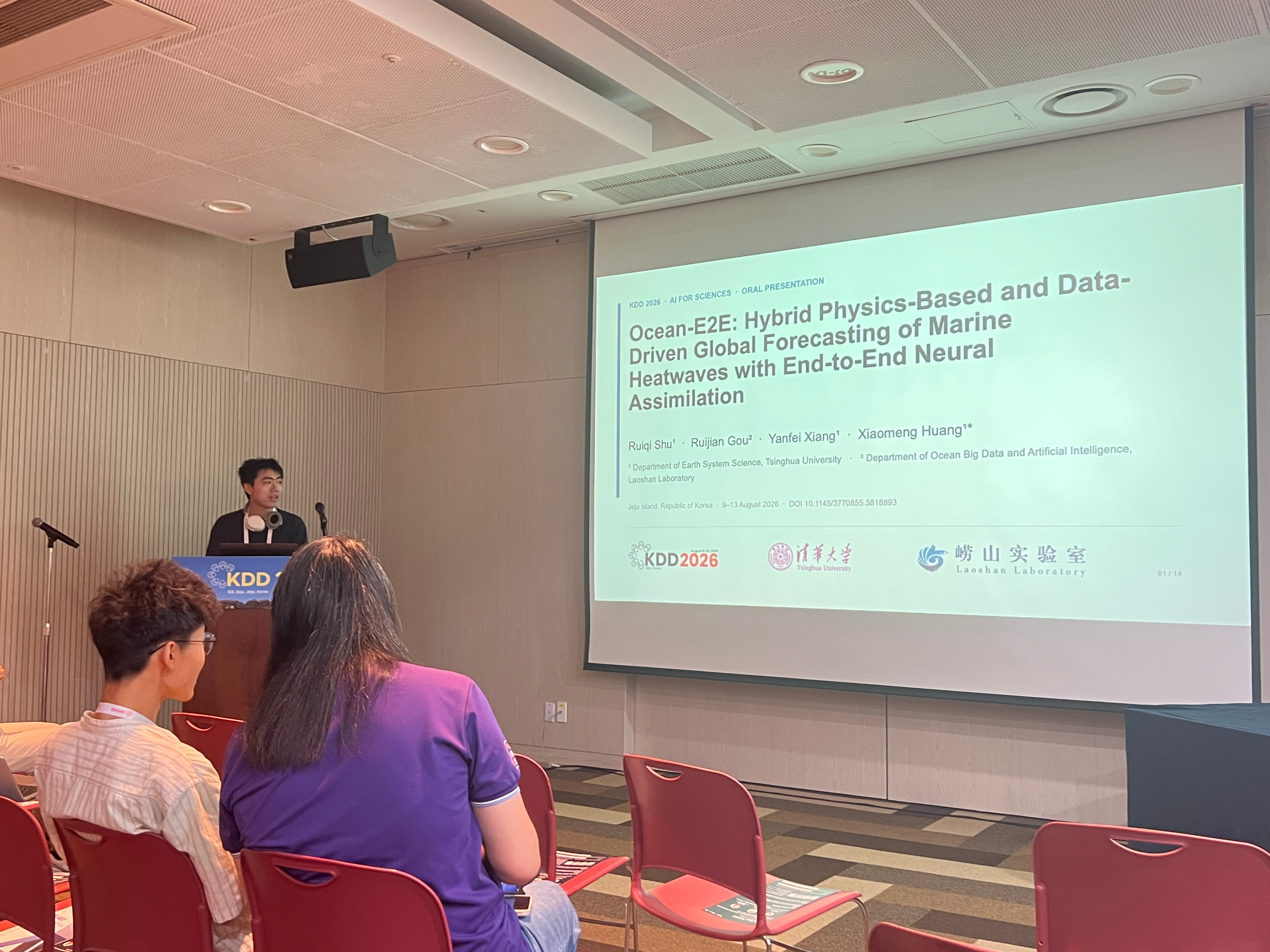 Ruiqi Shu presents Ocean-E2E at KDD 2026